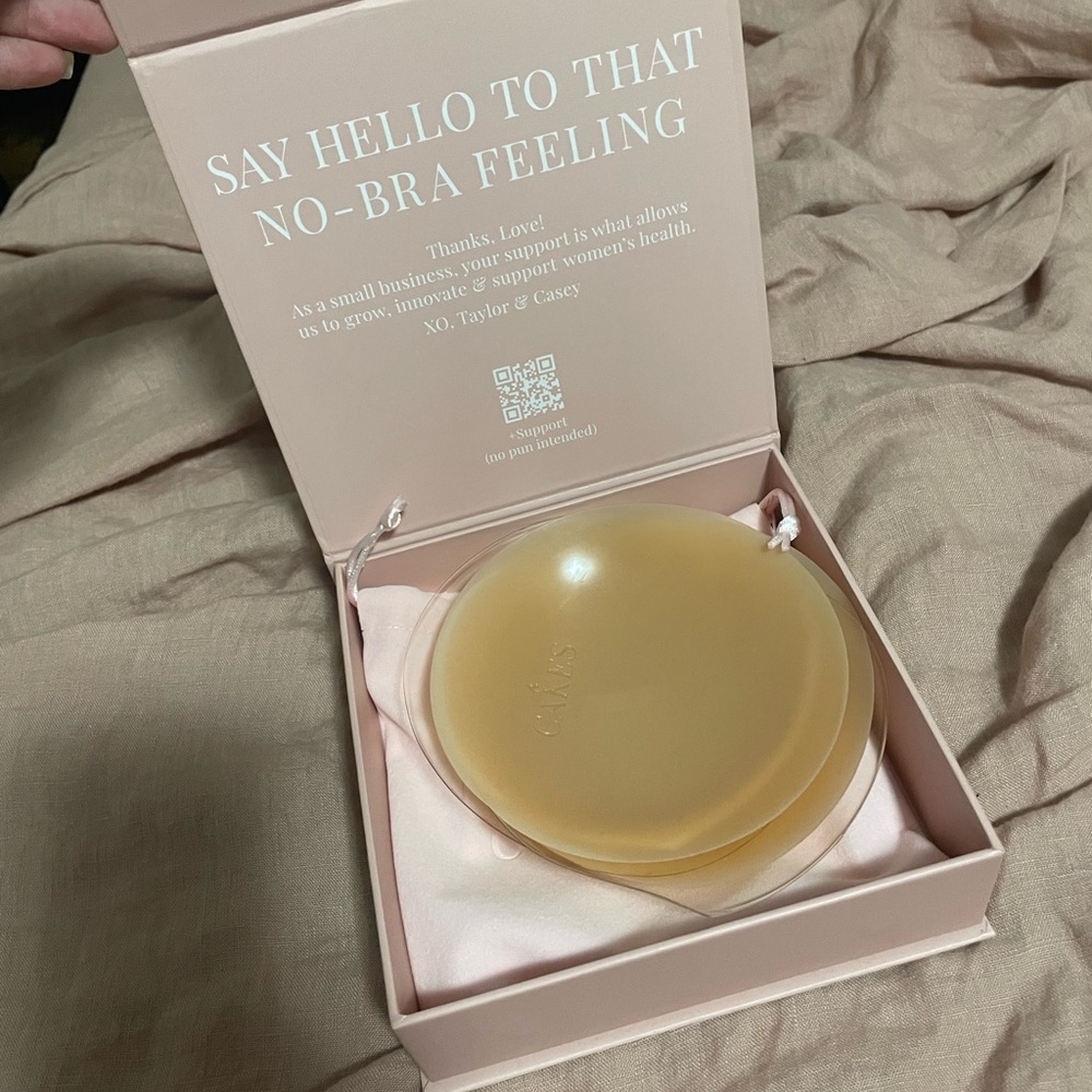 Silicone Adhesive Bra in Nude